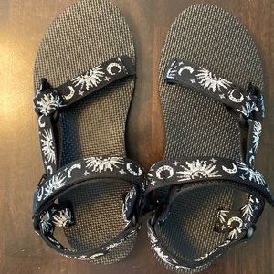 Brand new without tags Teva shoes